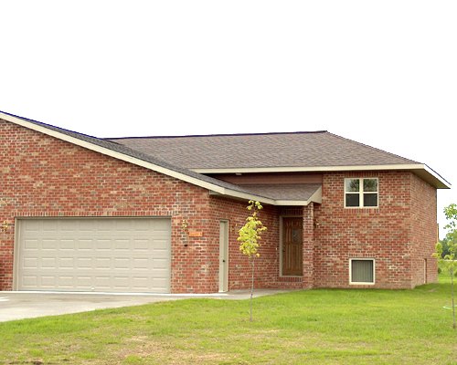 9111-9113 Andrea St. Weston