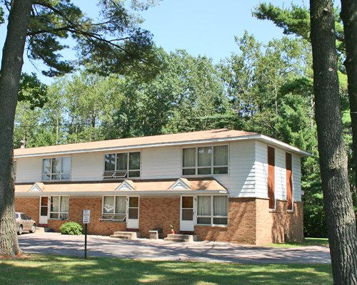 3606 Schofield Avenue Weston