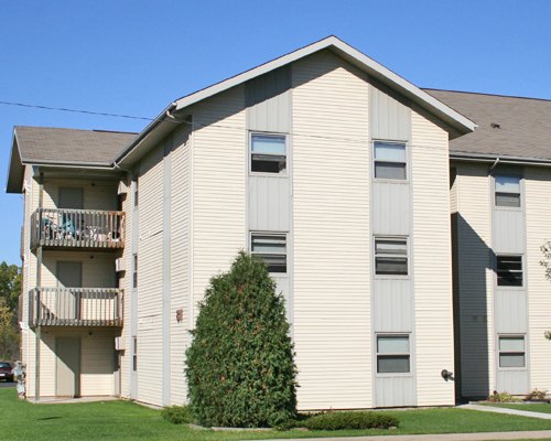 810 / 811 East Harrison Marshfield