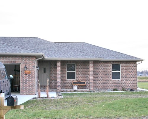 9207 - 9209 Andrea Street Weston