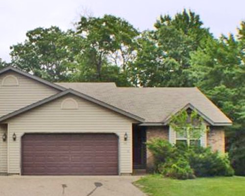 402 Oakwood Avenue Plover