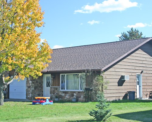 3907 East Bernard Avenue Weston