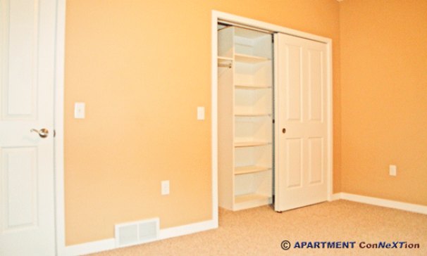 Bedroom 3 Closet