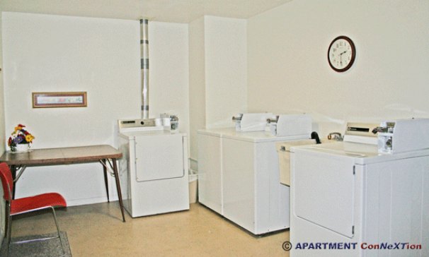 Common Area Laundry Room