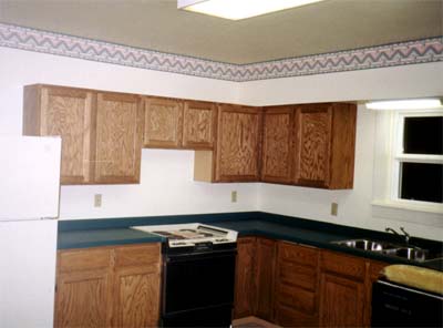 Great Kitchen  Spacious  Eating area  Custom Kitchen
