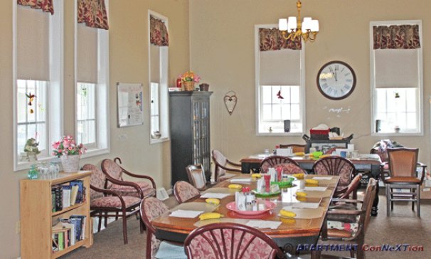 Dining Room / Community Room