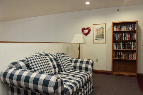 Common Sitting / Reading Area