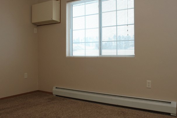 Den/Study Living Room Alcove