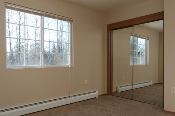 Queen Bedroom 2