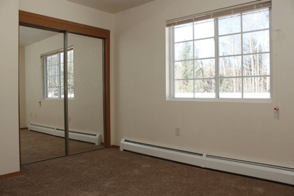 Queen Bedroom 2
