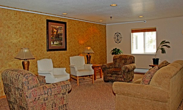 Entry Lounge