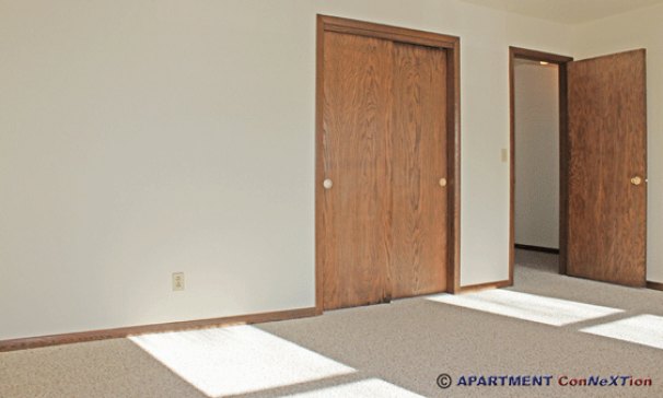 Bedroom 2 Large Closet 1