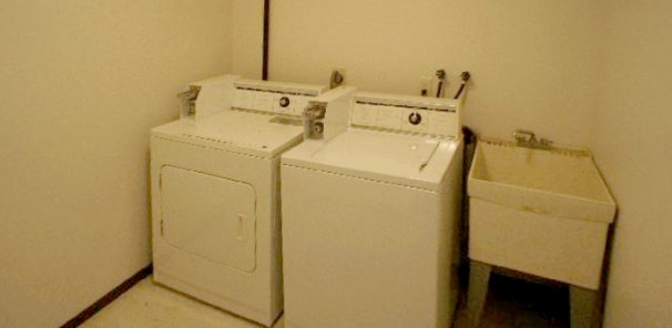 Coin Laundry