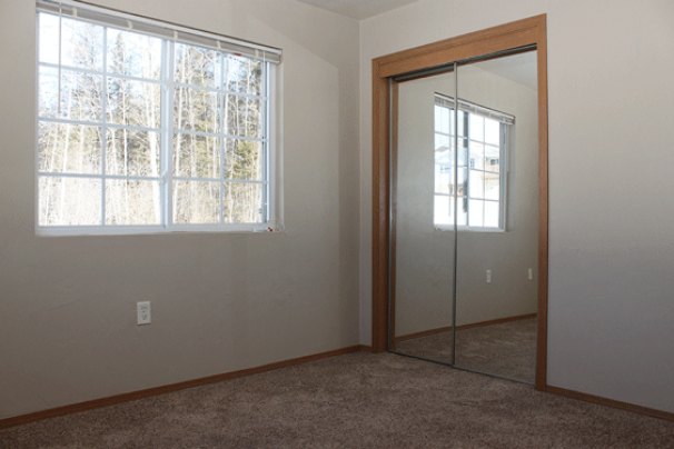 Full 2nd Bedroom