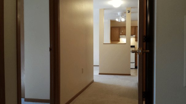 Main Hallway (from Bathroom)