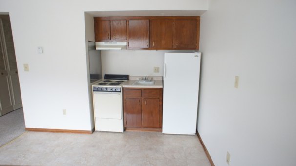Kitchen and Dinette