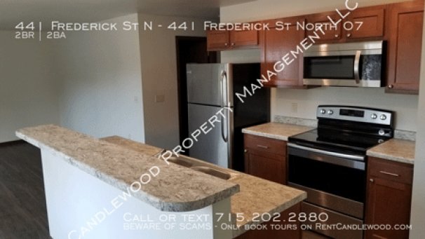 Kitchen with Breakfast Bar