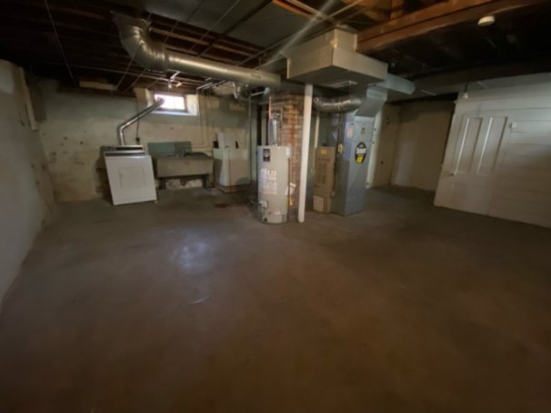 Basement with Laundry