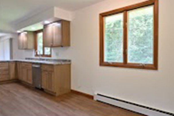 Dining Area to Kitchen